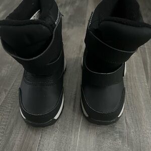 6T Black Winter Boots